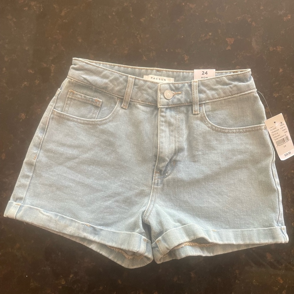 Pac Sun Mom shorts, size 24
